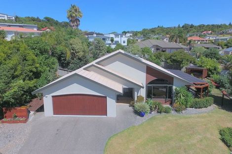 Photo of property in 4 Grovenor Drive, Orewa, 0931