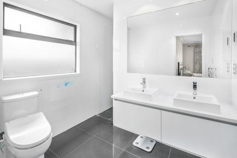 Photo of property in 4 Platina Place, Flagstaff, Hamilton, 3210