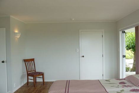 Photo of property in 5 Spicer Road, Cable Bay, 0420