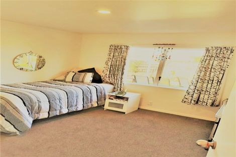 Photo of property in 36 Whitby Avenue, Whitianga, 3510