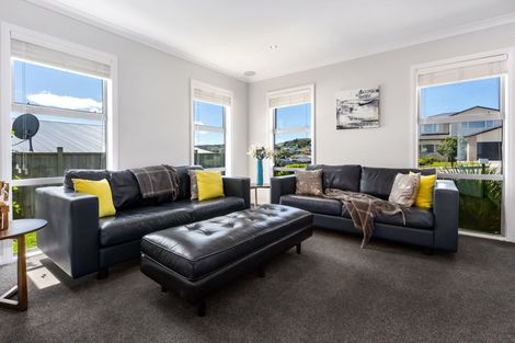 Photo of property in 36 John Burke Drive, Aotea, Porirua, 5024