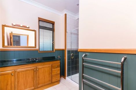 Photo of property in 28 Chesham Avenue, Waipahihi, Taupo, 3330