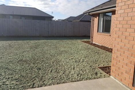 Photo of property in 8 Grasmere Close, Rangiora, 7400