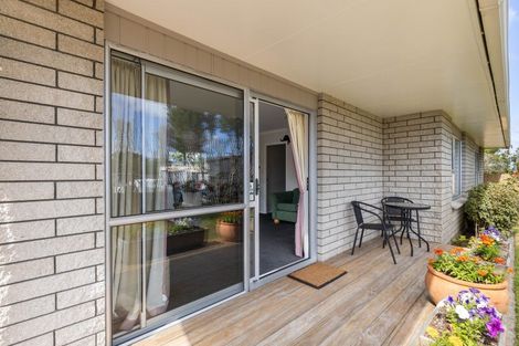Photo of property in 452a Carrington Street, Upper Vogeltown, New Plymouth, 4310