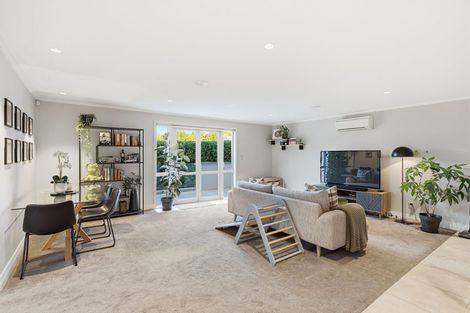 Photo of property in 38 Rossmore Terrace, Cashmere, Christchurch, 8022