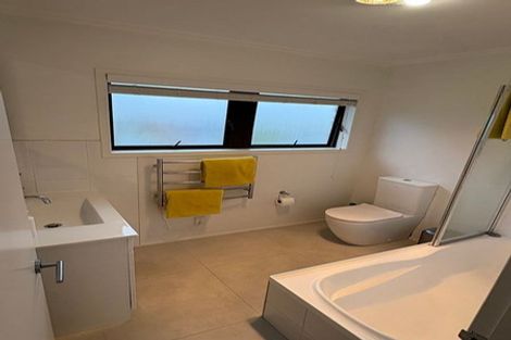 Photo of property in 2/39 Stanley Avenue, Milford, Auckland, 0620