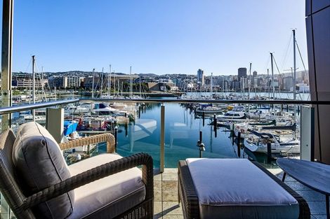Photo of property in Clyde Quay Wharf, 2b/6 Clyde Quay Wharf, Te Aro, Wellington, 6011