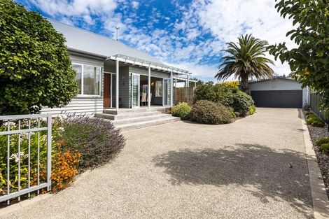 Photo of property in 12 Beaumaris Street, Outram, 9019