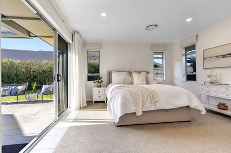 Photo of property in 23 Madison Street, Cambridge, 3434