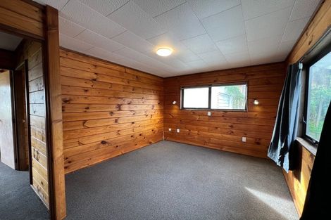 Photo of property in 1/286 Wairau Road, Glenfield, Auckland, 0629