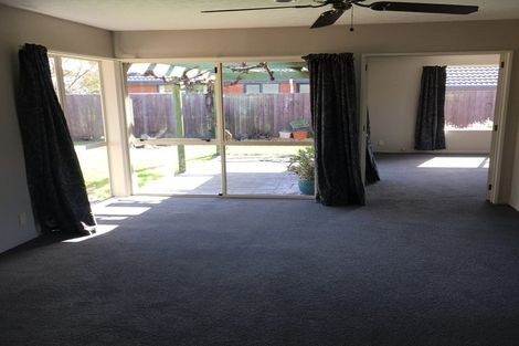 Photo of property in 3 Innisfree Place, Northwood, Christchurch, 8051