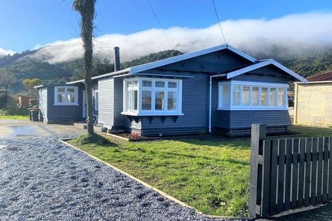 Photo of property in 119 Bright Street, Cobden, Greymouth, 7802