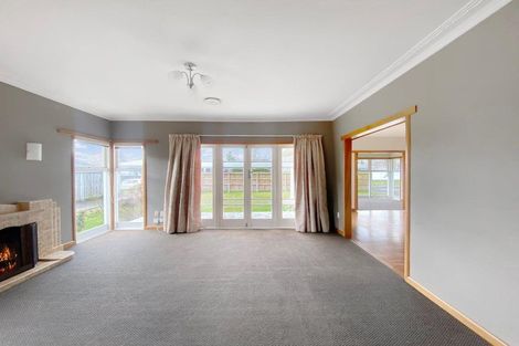 Photo of property in 21 Darley Street, Maeroa, Hamilton, 3200