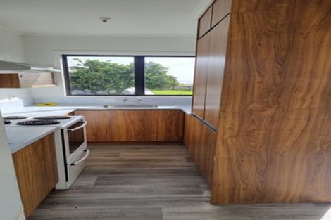 Photo of property in 3 Rautawa Place, Kawakawa Bay, 2585