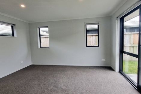 Photo of property in 27 Te Wharo Drive, Papamoa, 3118