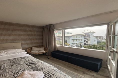 Photo of property in Avon Flats, 4/217 The Terrace, Wellington Central, Wellington, 6011