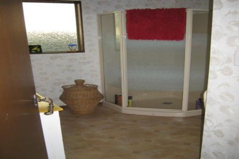 Photo of property in 1d Brora Crescent, Papakowhai, Porirua, 5024