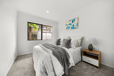 Photo of property in 3 Samuel Cross Place, Greenhithe, Auckland, 0632