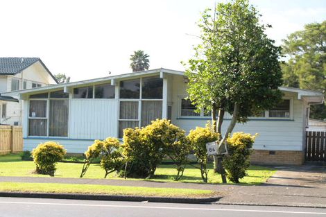 Photo of property in 96 Robertson Road, Mangere East, Auckland, 2024