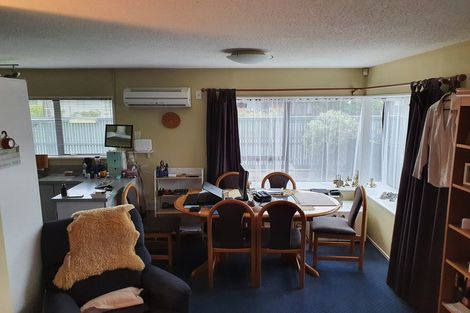 Photo of property in 52 Fovant Street, Russley, Christchurch, 8042