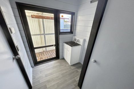 Photo of property in 22 Raupo Street, Castlecliff, Whanganui, 4501