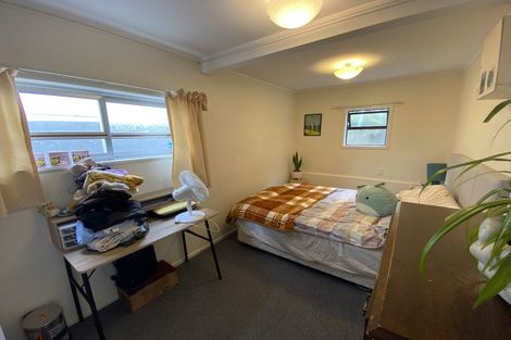 Photo of property in 37 Moa Point Road, Moa Point, Wellington, 6022
