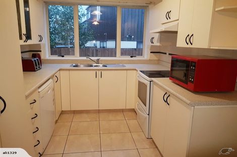 Photo of property in 13 Broadbent Street, Riccarton, Christchurch, 8041