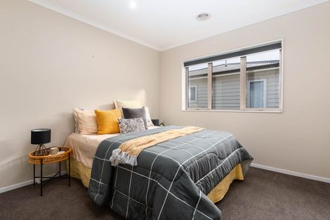 Photo of property in 30b Havana Rise, Grenada Village, Wellington, 6037