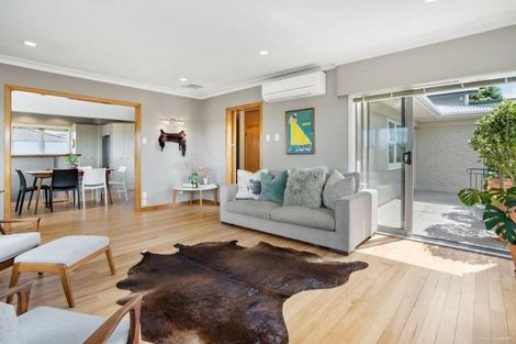 Photo of property in 283 Wellington Street, Pukekohe, 2120