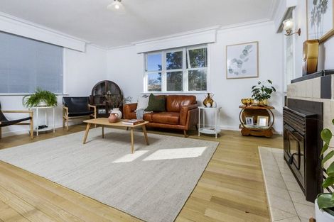 Photo of property in 553 Richardson Road, Mount Roskill, Auckland, 1041