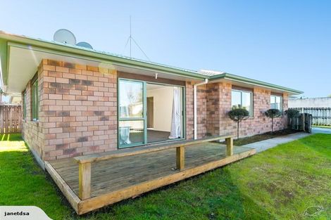 Photo of property in 1a Lagoon Place, Poike, Tauranga, 3112