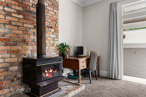 Photo of property in 17 Franklin Road, Paparoa, 0571