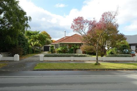 Photo of property in 338 Memorial Avenue, Burnside, Christchurch, 8053