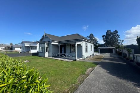 Photo of property in 9 Ross Street, Woodville, 4920