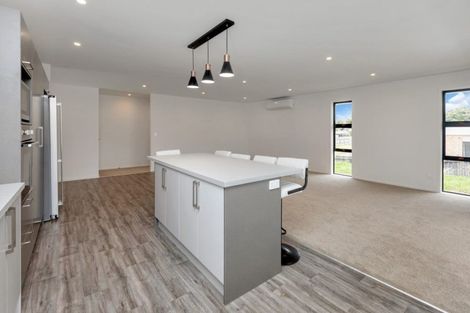 Photo of property in 6 Soldier Way, Parahaki, Whangarei, 0112