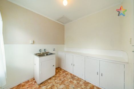 Photo of property in 224 Eastern Hutt Road, Stokes Valley, Lower Hutt, 5019