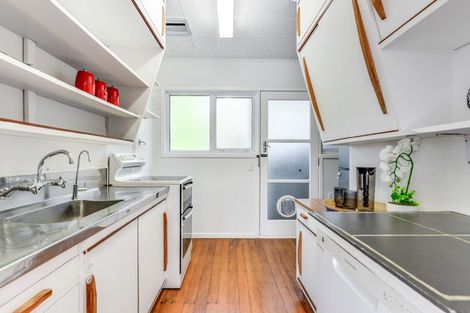 Photo of property in 28a Hillcrest Road, Papatoetoe, Auckland, 2025