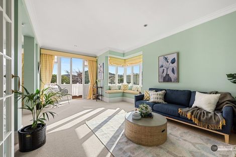 Photo of property in 6 Hawker Street, Mount Victoria, Wellington, 6011