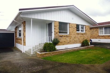 Photo of property in 2/43 East Street, Papakura, 2110