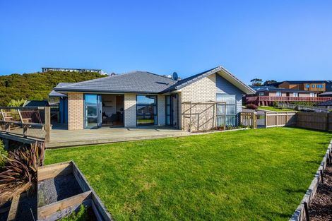 Photo of property in 14 Topsail Way, Whitby, Porirua, 5024