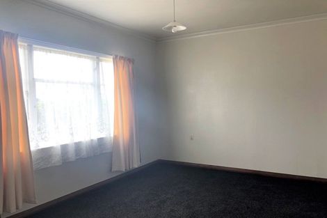 Photo of property in 11a Kowhai Street, Castlecliff, Whanganui, 4501