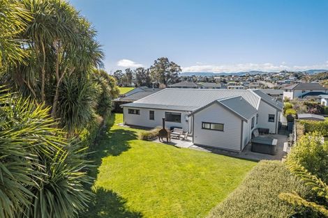 Photo of property in 50 Resolution Drive, Whitby, Porirua, 5024