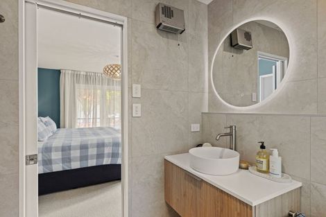 Photo of property in 138 Glandovey Road, Strowan, Christchurch, 8052