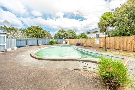 Photo of property in 1 Hurworth Place, College Estate, Whanganui, 4500