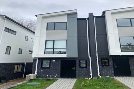 Photo of property in 63 Morihana Close, Glen Eden, 0602