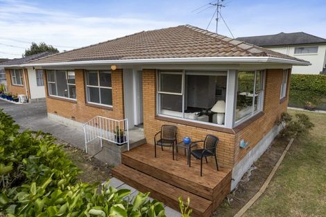 Photo of property in 3/39 Eversleigh Road, Belmont, Auckland, 0622