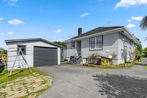 Photo of property in 63 Hepburn Road, Glendene, Auckland, 0602
