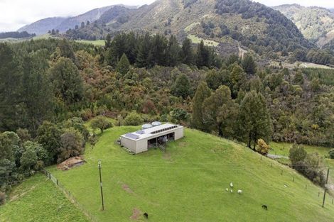 Photo of property in 120 East Mangahuia Road, Rangiwahia, Kimbolton, 4774