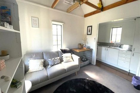 Photo of property in 2/9 Montgomery Street, Stokes Valley, Lower Hutt, 5019