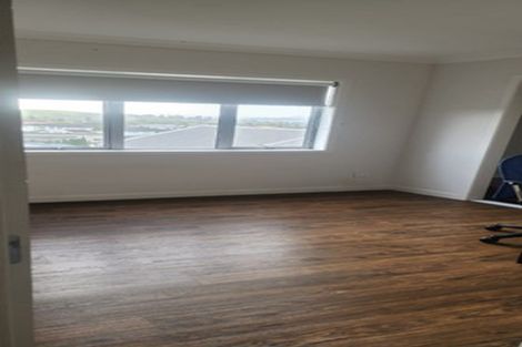 Photo of property in 4 Fortuna Place, East Tamaki Heights, Auckland, 2016